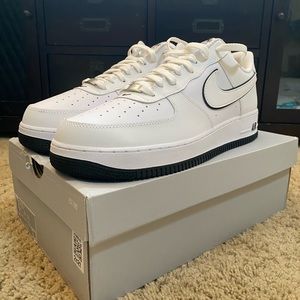 Air Force 1 ‘07 Black Outline